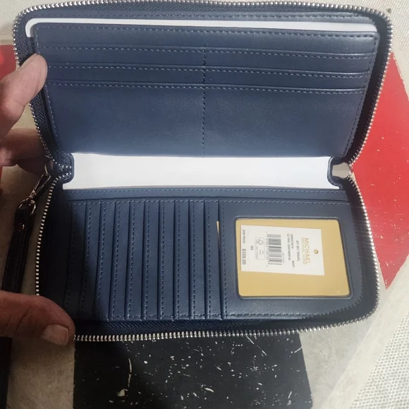 Michael Kors Navy Continental Wallet - Picture 2 of 7
